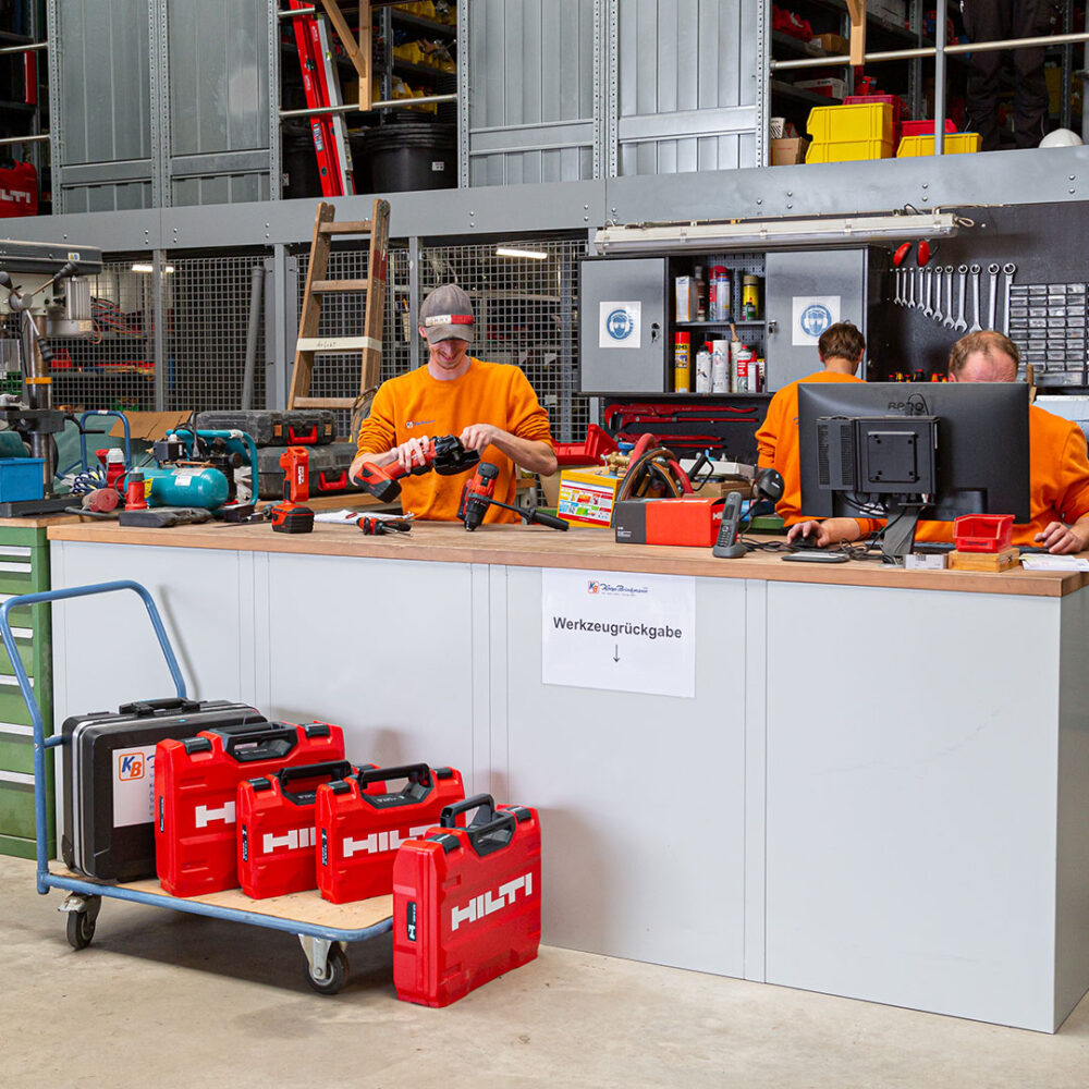 Lagermitarbeiter-Koop-Brinkmann