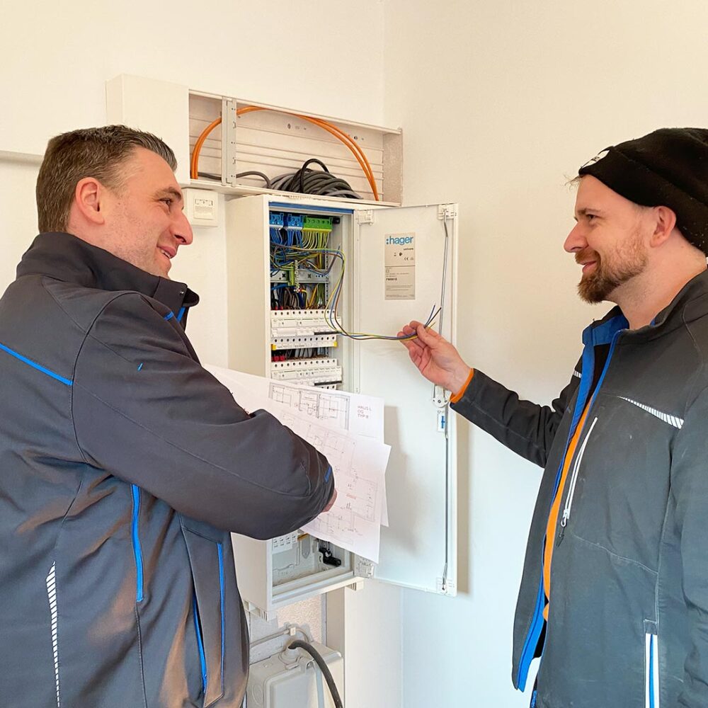 Projektleiter & Elektriker