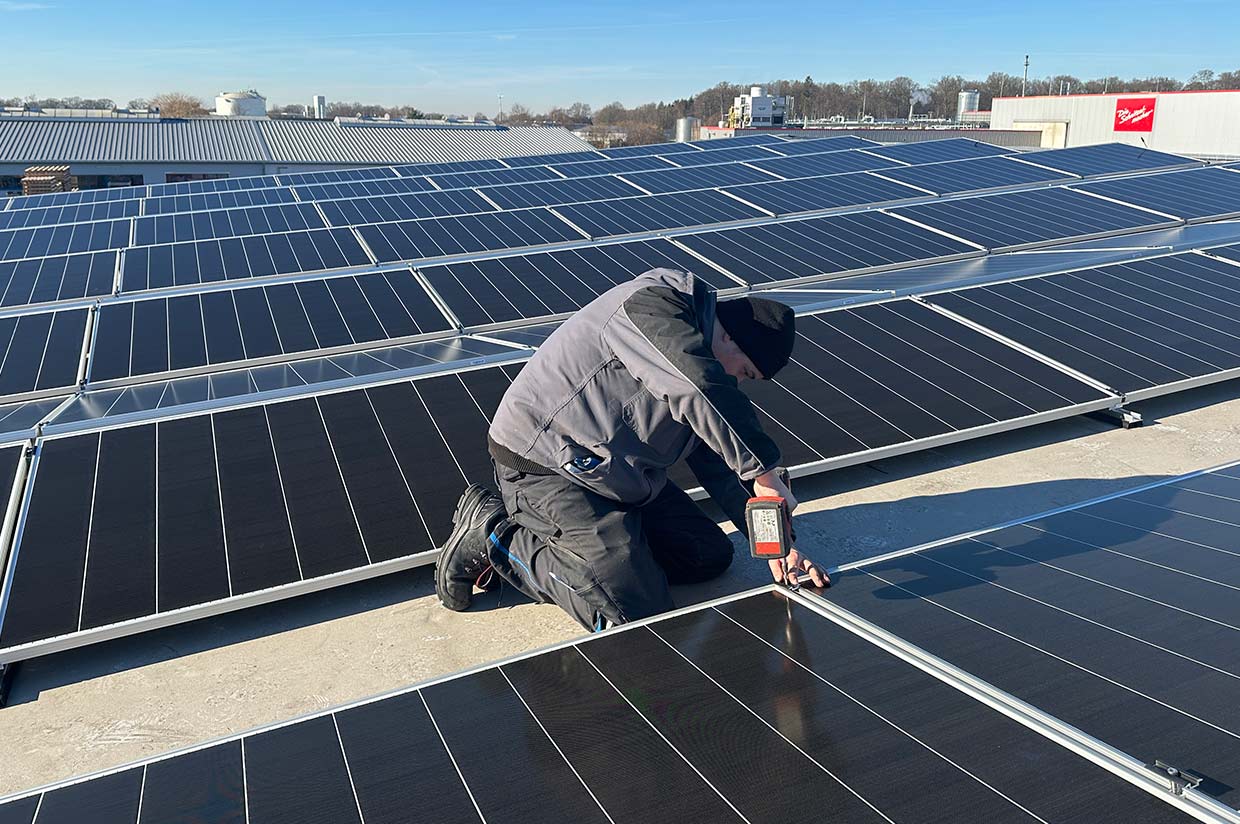 Monteur Photovoltaikanlage